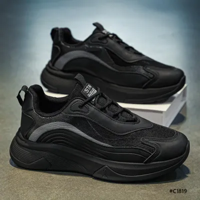 Stride Trek Casual Shoes